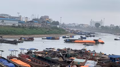 Không để hình thành các đường dây, ổ nhóm, điểm nóng về buôn lậu