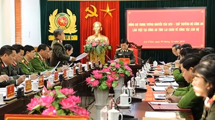 Thứ trưởng Nguyễn Văn Sơn kiểm tra công tác tại Công an tỉnh Lai Châu