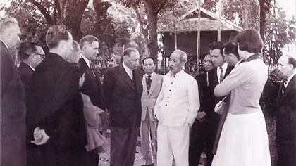 Nhà sàn Bác Hồ - Biểu hiện sáng ngời tấm gương sống giản dị, tiết kiệm của Người