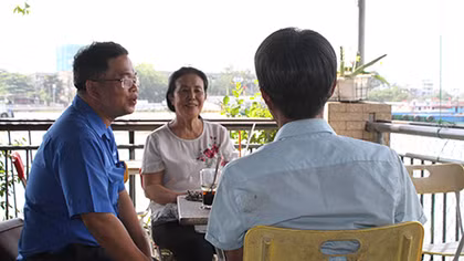 Chăm tay vun tưới, củi cành nở hoa