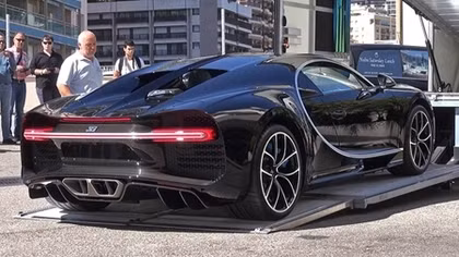 Giá “cắt cổ”, Bugatti Chiron vẫn bán đắt như tôm tươi
