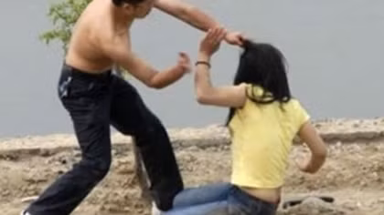 Nữ sinh trường ĐH Y bị bạn trai quen qua mạng đâm trọng thương