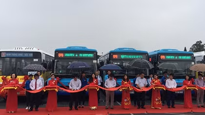 Hà Nội mở thêm hơn 60 tuyến buýt