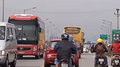 Những bất cập gây mất an toàn trên Quốc lộ 10 qua địa bàn Hải Phòng