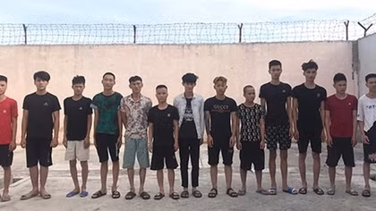 Xử lý 30 đối tượng tập trung gây rối tại bãi tắm Đông Hồi
