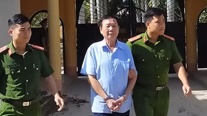 Bắt đối tượng gửi đơn thư vu khống lãnh đạo huyện Thạch Thành