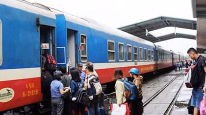 Tạm dừng chạy một số tàu từ Hà Nội đi các tỉnh phía Bắc