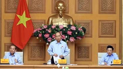 Cải cách tiền lương phải đi đôi với tinh giản bộ máy