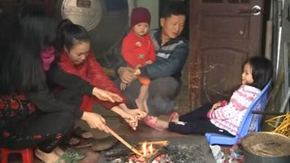Ẩn họa từ việc sưởi ấm bằng than củi tránh rét ở vùng cao