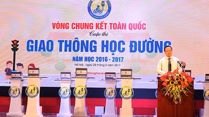 Tổng kết và trao giải cuộc thi “Giao thông học đường” năm học 2016-2017