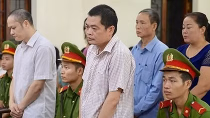 Đề nghị xử lý vi phạm của vợ Chủ tịch tỉnh Hà Giang