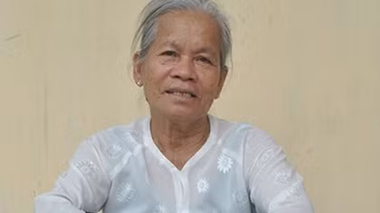 Người phụ nữ vắt sữa mình cứu sống thương binh