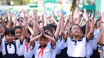 Câu chuyện đi học lớp 1 của hai cha con