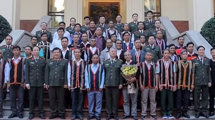 Gặp mặt Đoàn đại biểu người có uy tín tiêu biểu trong dân tộc thiểu số tỉnh Gia Lai