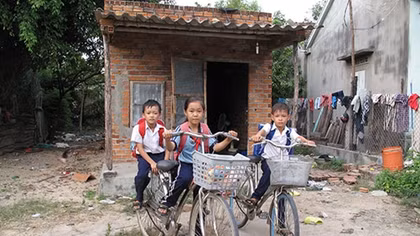 Ước mơ của ba cháu nhỏ mồ côi ở một làng quê