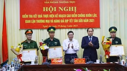 Quyết liệt đấu tranh chống buôn lậu và gian lận thương mại ở tuyến biên giới