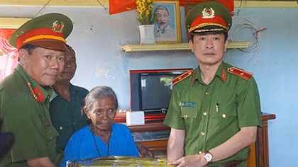 Người “dụng tâm để phục nhân tâm”