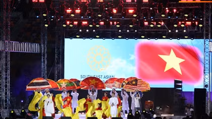 SEA Games 30 bế mạc ngắn gọn và ý nghĩa
