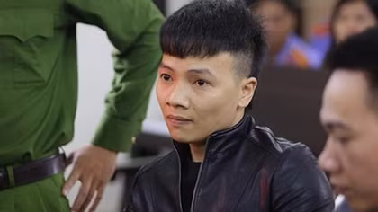 (NÓNG TRONG TUẦN) Vay 50 triệu bị siết tới tỷ ba, “rút lõi” túi xách lấy tiền mua nhà và Khá “bảnh” bị tuyên án
