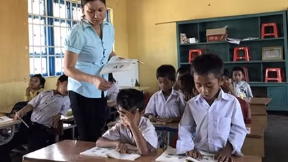(Nghịch lý) Thiếu hàng ngàn giáo viên vẫn phải... giảm biên chế (!)