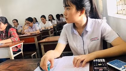 Những loại máy tính nào được mang vào phòng thi?