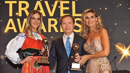 Vietnam Airlines đón nhận 2 giải thưởng uy tín tại World Travel Awards 2018