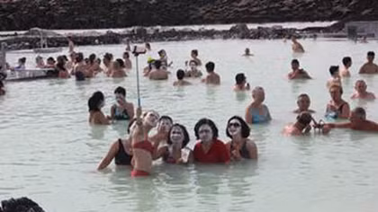 Iceland: Nguy cơ sau “cơn say” kinh doanh du lịch