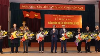 Phát huy vai trò định hướng dư luận trong bối cảnh thông tin đa chiều