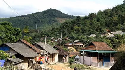 Thủ đoạn của bọn buôn người dụ dỗ phụ nữ vượt biên bán bào thai 