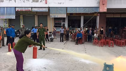 Công an Quảng Nam huấn luyện chữa cháy cho lực lượng tại chỗ