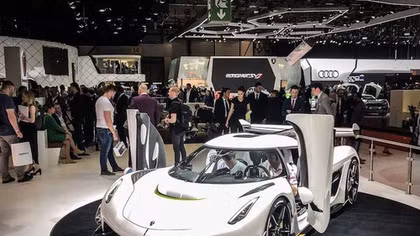 Mới chỉ trưng bày vỏ xe, Koenigsegg Jesko đã cháy hàng