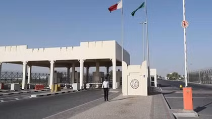 Saudi Arabia - Qatar: Cửa khẩu biên giới duy nhất trên đất liền bị đóng cửa