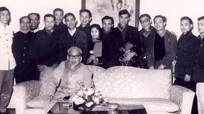 Chủ tịch Hồ Chí Minh với công tác cán bộ