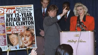 Chuyện bà Hillary “chống bão” ngoại tình của chồng
