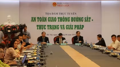 Toạ đàm "An toàn giao thông đường sắt - thực trạng và giải pháp"