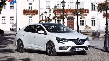 Biến thể sedan của Renault Megane 2017 thách đấu Mazda3