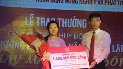 Agribank trao “Giải đặc biệt” 1 tỷ đồng cho khách hàng