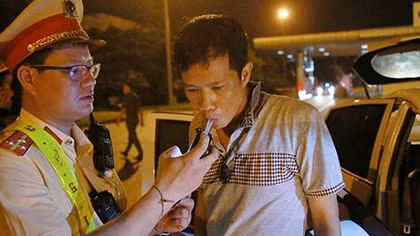 Đêm cao điểm kiểm tra phương tiện giao thông
