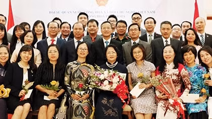 Phó Chủ tịch nước tham dự lễ nhậm chức Tổng thống Indonesia