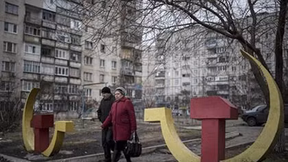 Ukraine tiếp tục xóa dấu ấn Nga
