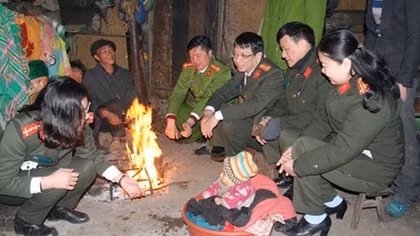 Công an “cắm bản”: Các chòm bản đậm dấu chân anh