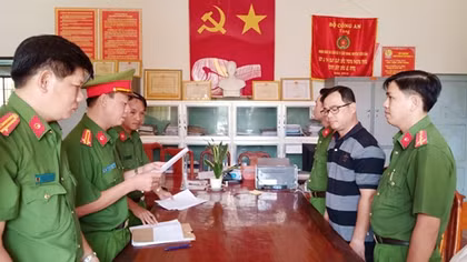 Bắt giam 2 thành viên quỹ tín dụng có hành vi giúp sức lừa đảo