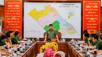 Công an Cần Thơ tăng cường kiểm tra, quản lý sử dụng vũ khí, vật liệu nổ 