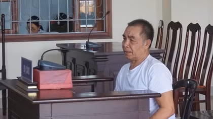 Tranh chấp đất sát hại hàng xóm, 74 tuổi lĩnh án chung thân