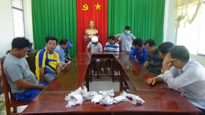 Triệt phá sòng tài xỉu, đá gà ở thị xã Hồng Ngự