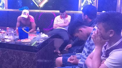 29 thanh niên vào quán karaoke đón năm mới với ma túy