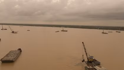 Phù sa về ít miền Tây, xói lở gia tăng