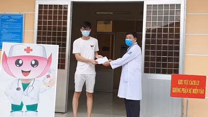 Bệnh nhân nhiễm COVID- 19 điều trị ở Sa Đéc xuất viện