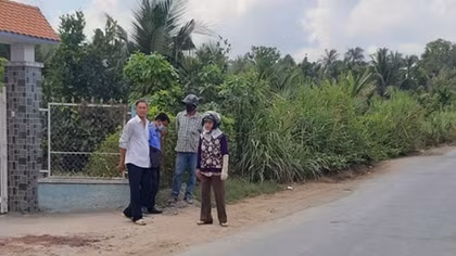 Mâu thuẫn, 3 thanh niên dùng dao tự chế chém người tử vong