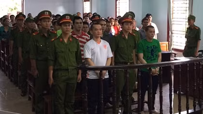 Hai "trùm giang hồ" Hiền Kháp và Châu Ngọc Thưởng hầu toà